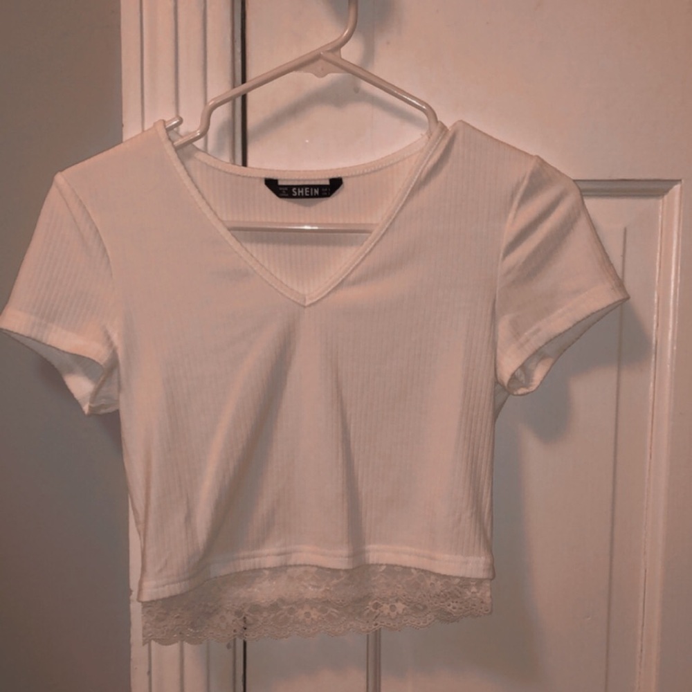 lace crop top